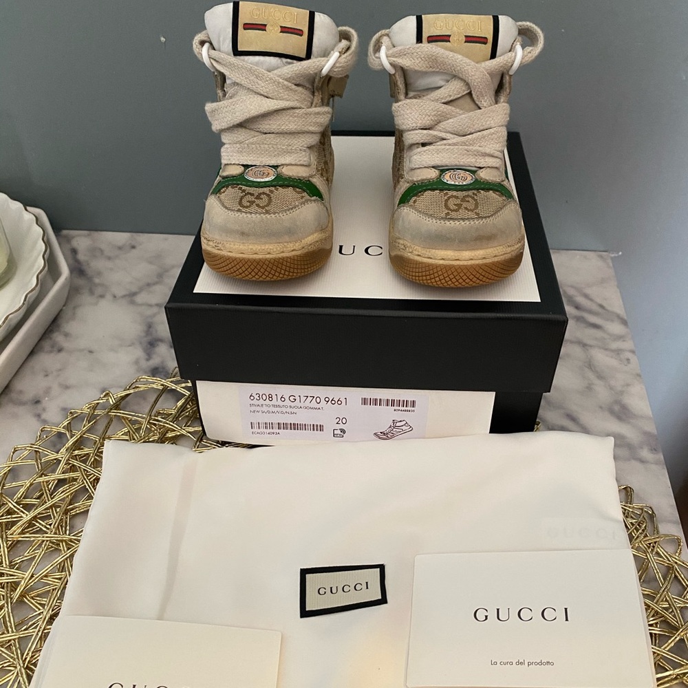 Size 20/ 4c baby Gucci sneakers